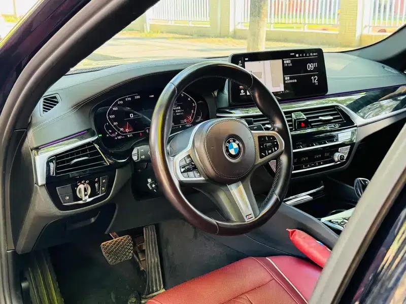 BMW 5 Series 2022 Facelift 525Li M Sport Package — миниатюра 11