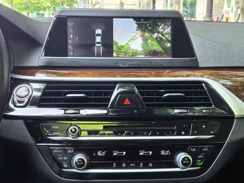 BMW 5 Series 2018 528Li Launch Special Edition — миниатюра 14