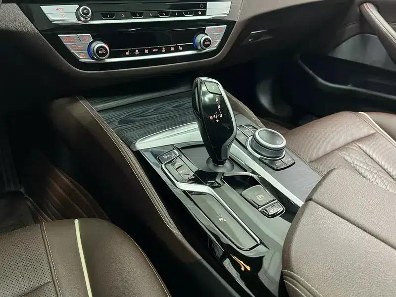 2022 BMW 5 Series Facelift 530Li xDrive M Sport Package — миниатюра 15