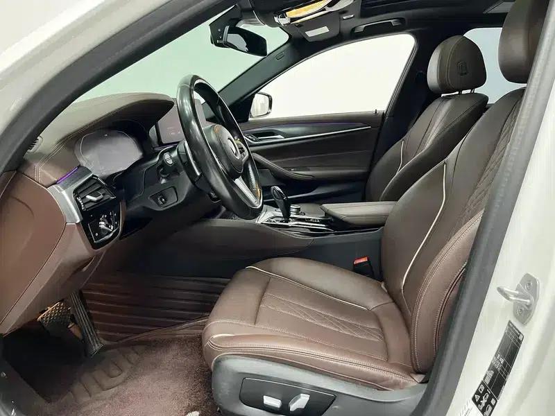 2022 BMW 5 Series Facelift 530Li xDrive M Sport Package — миниатюра 16