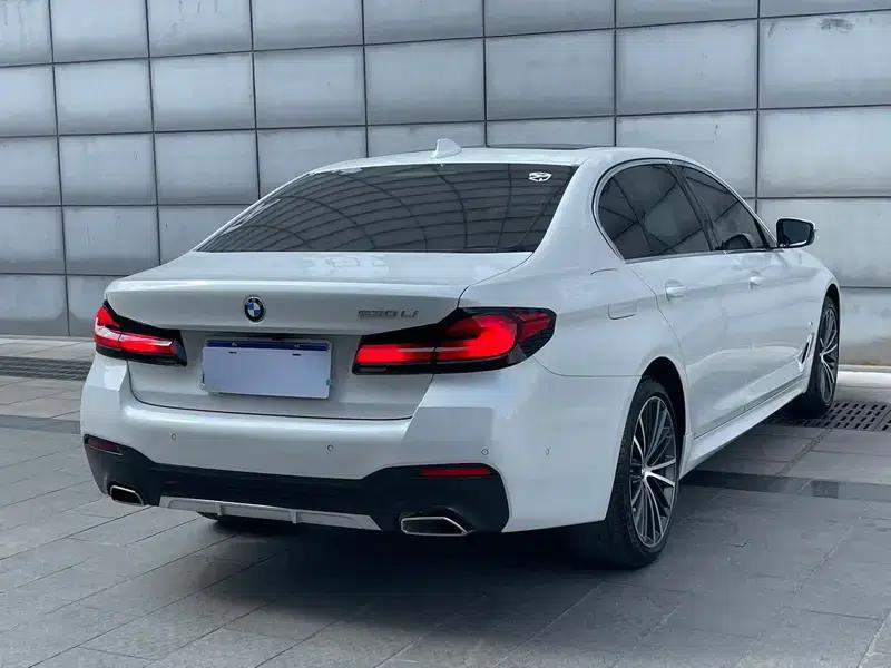 2022 BMW 5 Series 530Li Leading Edition M Sport Package — миниатюра 4