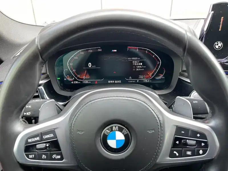 2022 BMW 5 Series 530Li Leading Edition M Sport Package — миниатюра 7