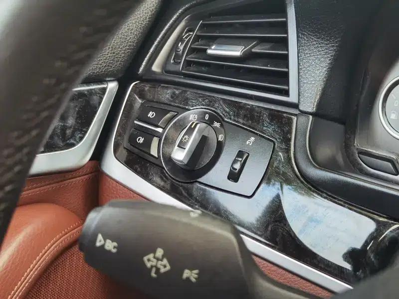 2014 BMW 5 Series 520Li Elegant Edition — миниатюра 19