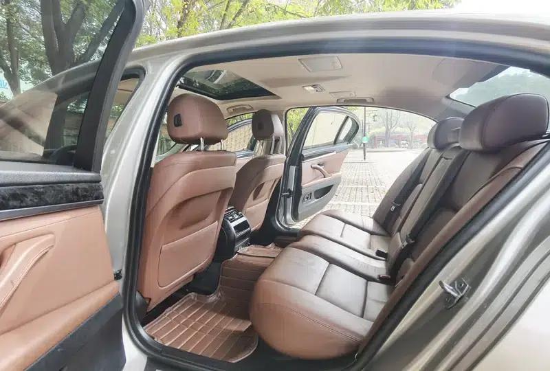 2014 BMW 5 Series 520Li Elegant Edition — миниатюра 26