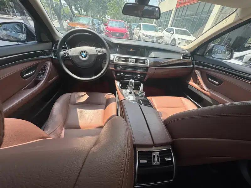 2014 BMW 5 Series 525Li Leading Edition — миниатюра 7