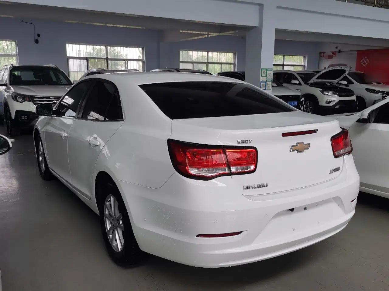 Chevrolet Malibu 2017 1.5T Automatic Comfort Edition — миниатюра 4