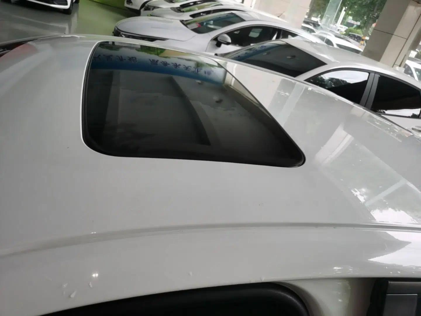 Chevrolet Malibu 2017 1.5T Automatic Comfort Edition — миниатюра 7
