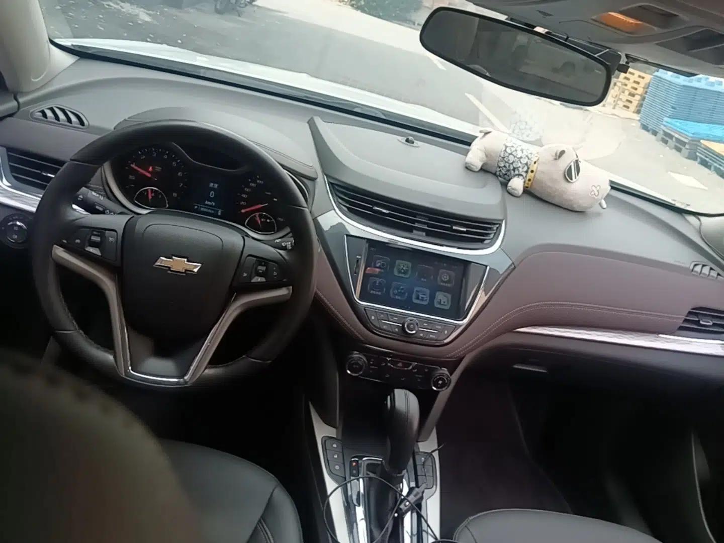 Chevrolet Malibu 2018 530T Automatic Luxury Edition — миниатюра 12