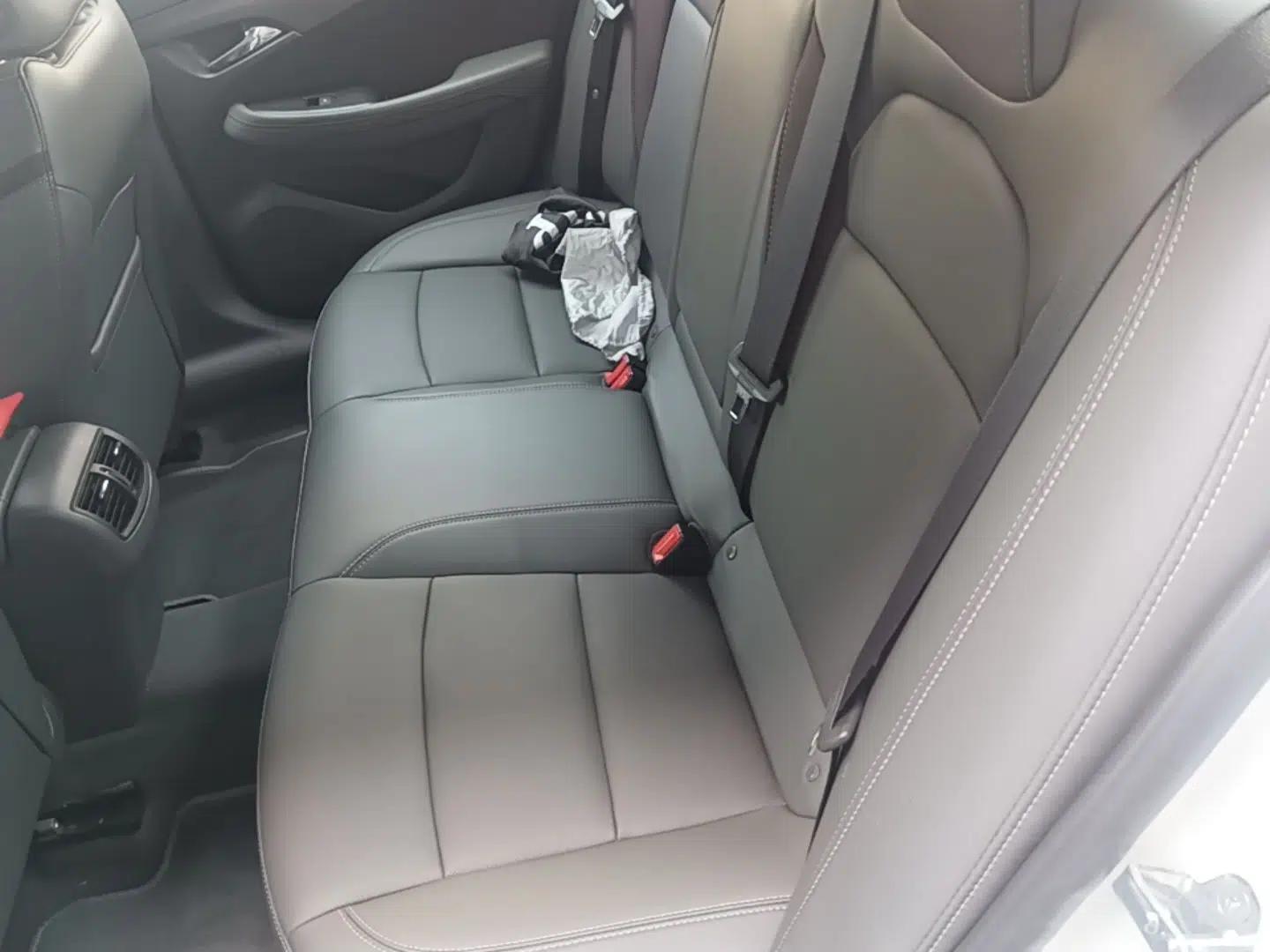 Chevrolet Malibu 2018 530T Automatic Luxury Edition — миниатюра 20