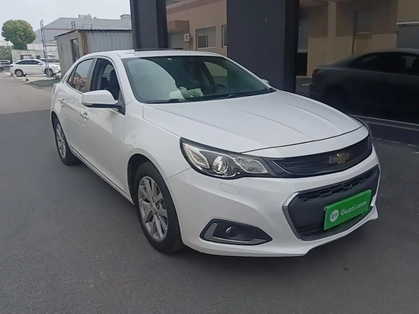 Chevrolet Malibu 2018 530T Automatic Luxury Edition — миниатюра 3