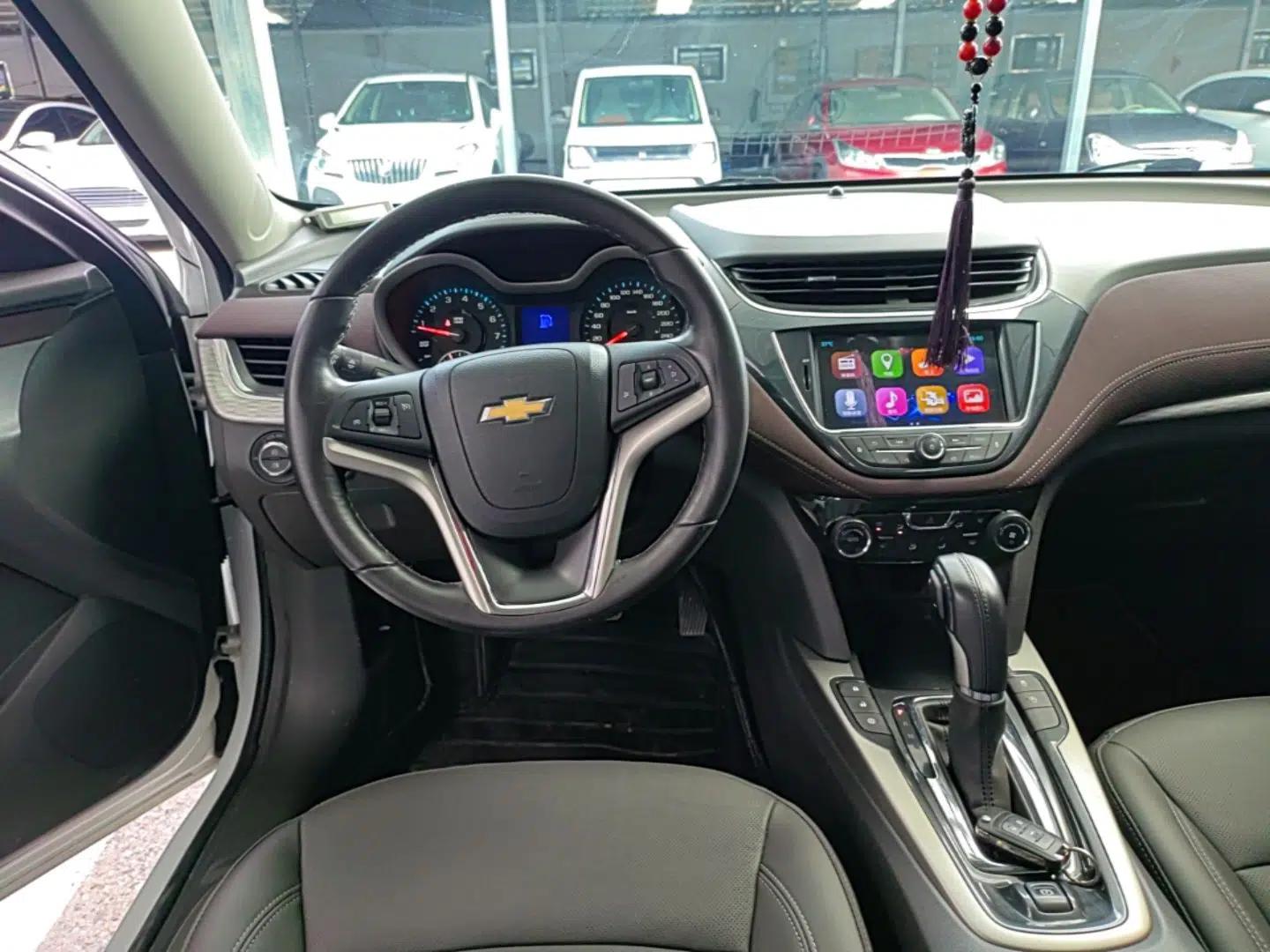 Chevrolet Malibu 2018 530T Automatic Luxury Edition — миниатюра 13