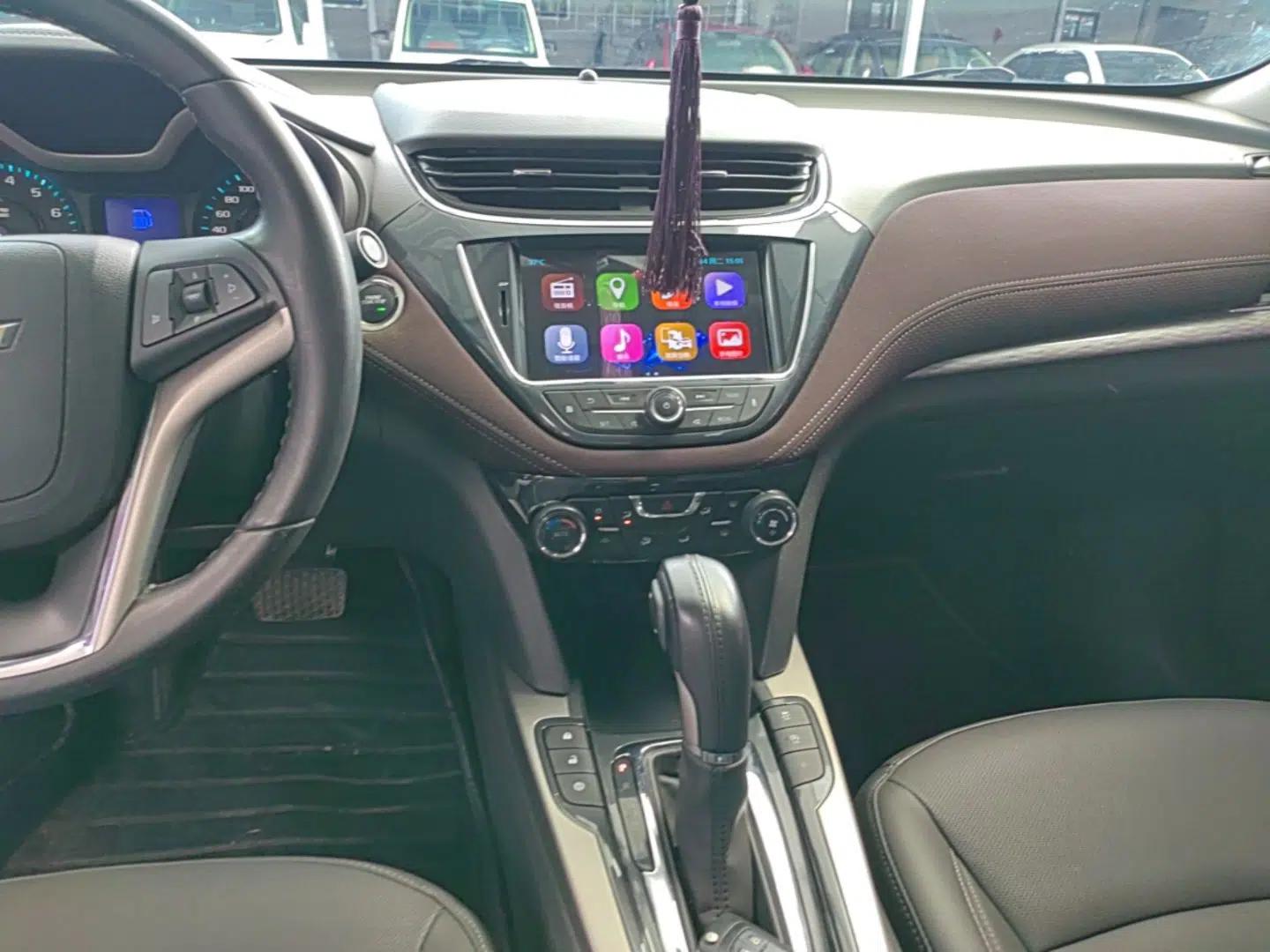 Chevrolet Malibu 2018 530T Automatic Luxury Edition — миниатюра 15