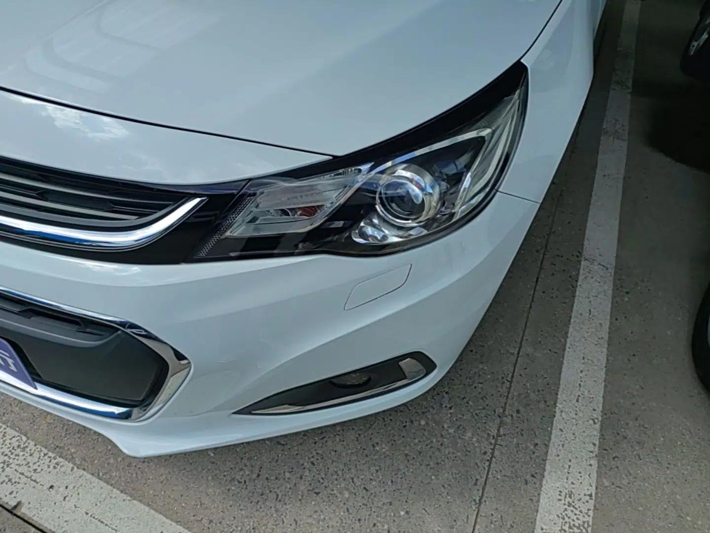 Chevrolet Malibu 2018 530T Automatic Luxury Edition — миниатюра 8