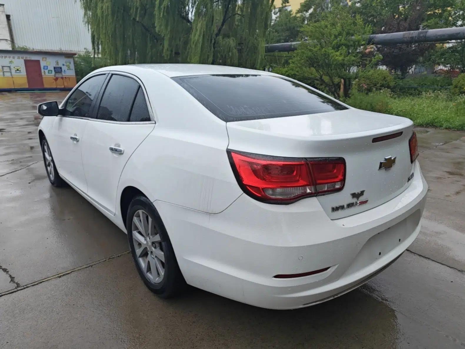 Chevrolet Malibu 2017 1.5T Automatic Luxury Edition — миниатюра 13