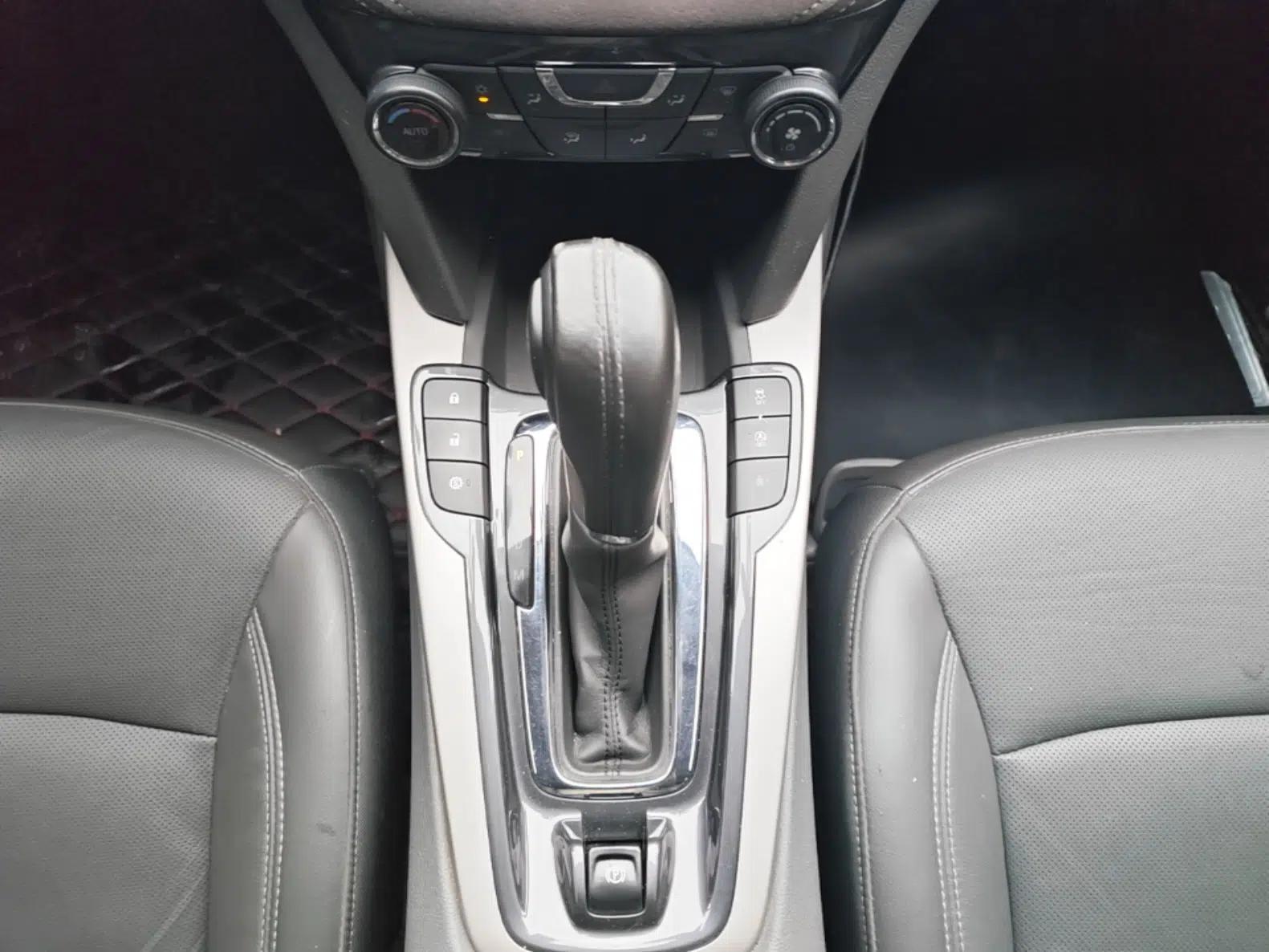 Chevrolet Malibu 2017 1.5T Automatic Luxury Edition — миниатюра 21