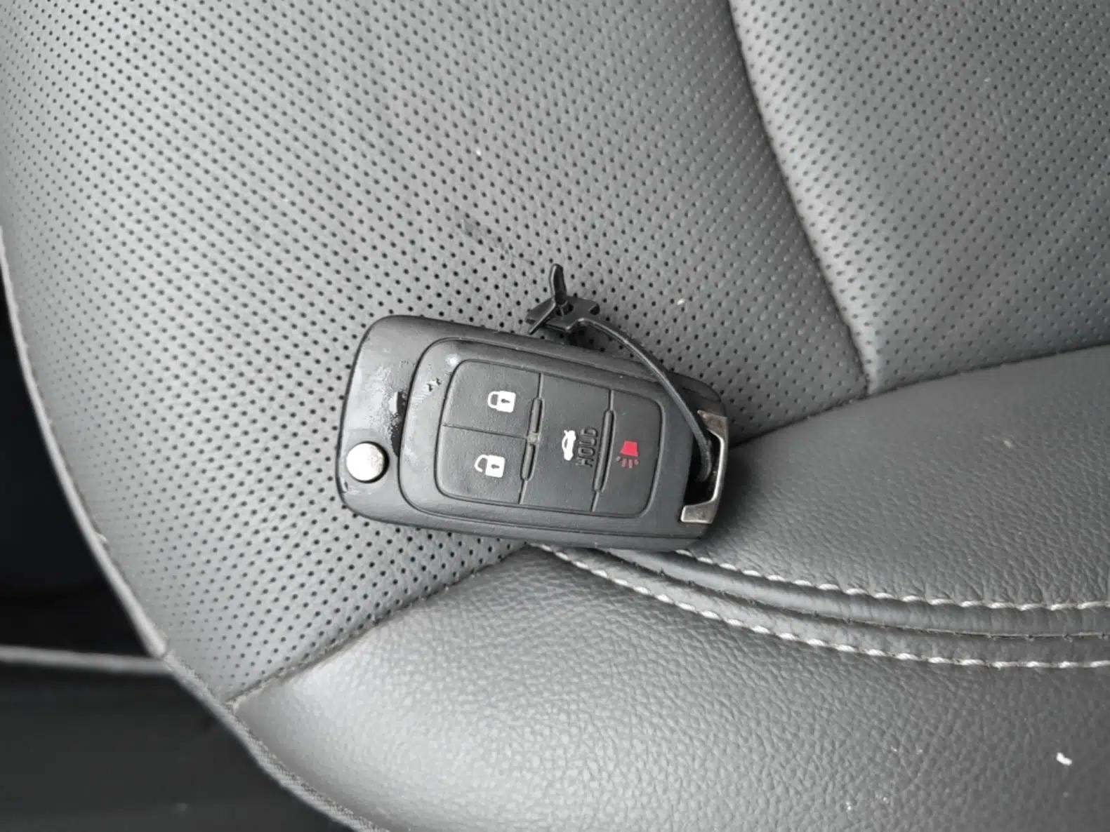Chevrolet Malibu 2017 1.5T Automatic Luxury Edition — миниатюра 28