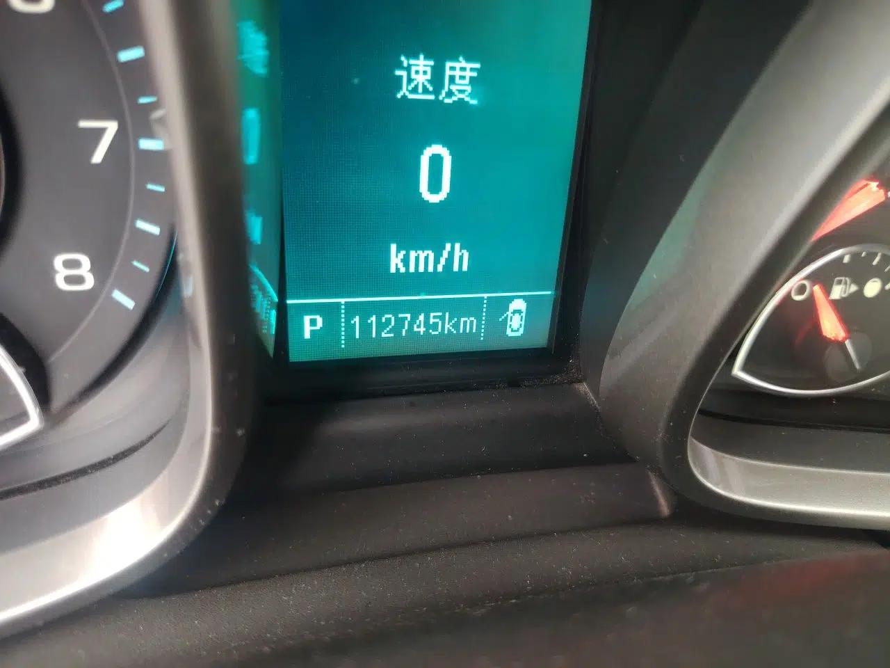 Chevrolet Malibu 2014 2.0L Automatic Comfort Edition — миниатюра 12