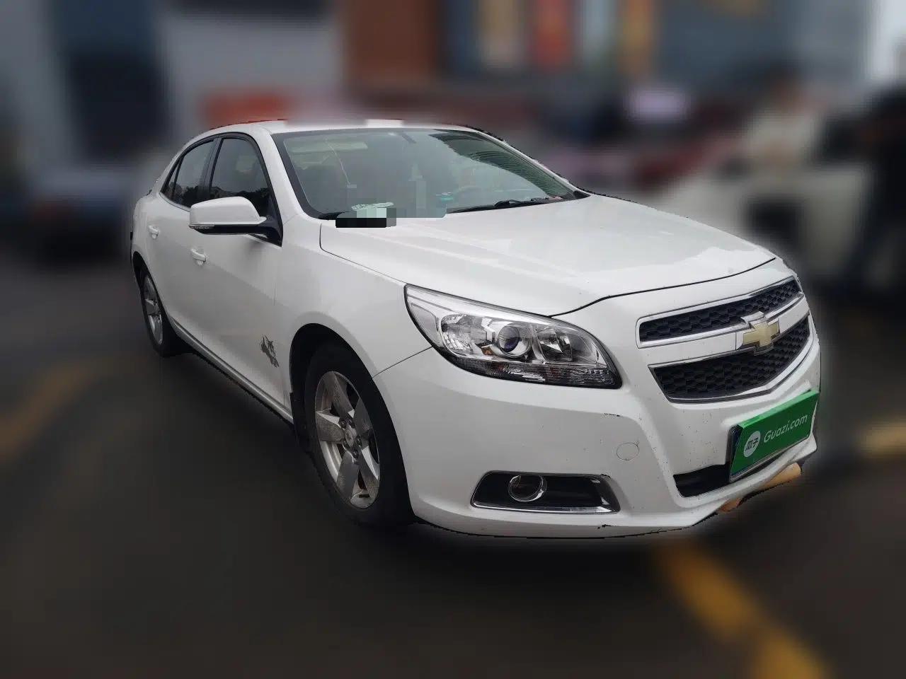 Chevrolet Malibu 2014 2.0L Automatic Comfort Edition — миниатюра 3