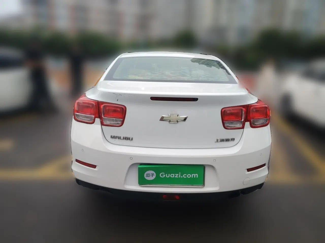 Chevrolet Malibu 2014 2.0L Automatic Comfort Edition — миниатюра 5