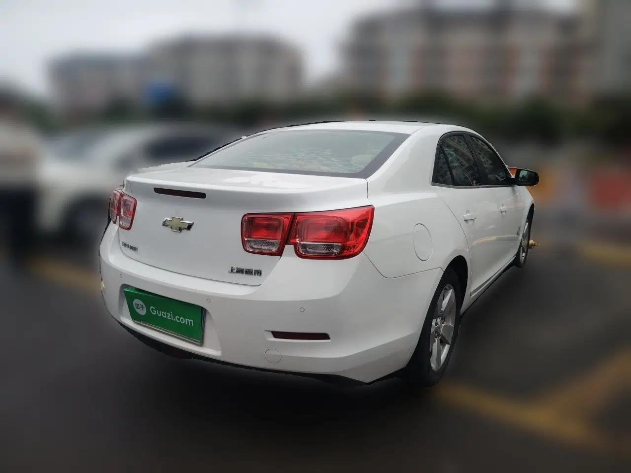 Chevrolet Malibu 2014 2.0L Automatic Comfort Edition — миниатюра 6