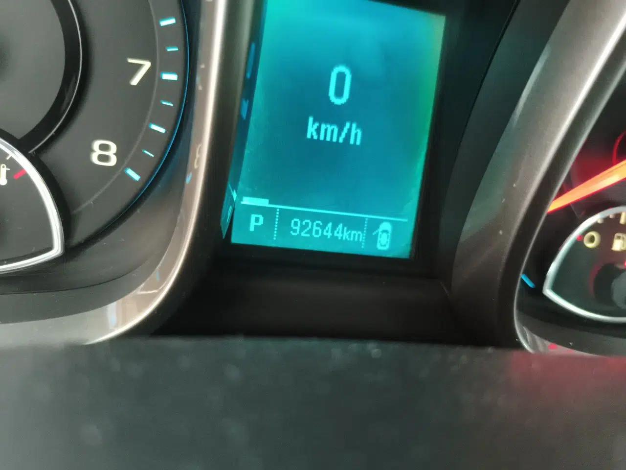 Chevrolet Malibu 2012 2.0L Automatic Luxury Edition — миниатюра 12