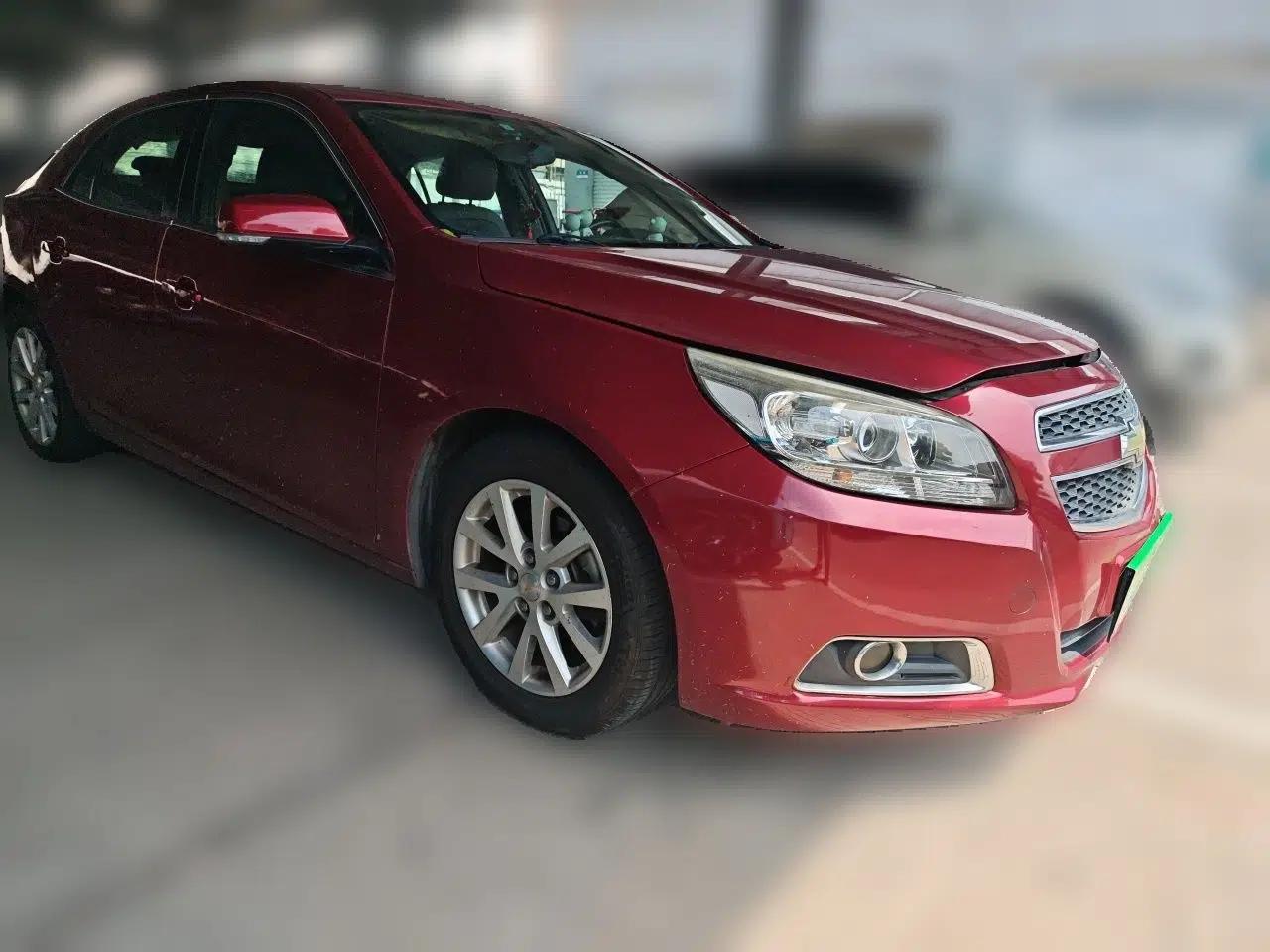Chevrolet Malibu 2013 2.0L Automatic Luxury Edition — миниатюра 3