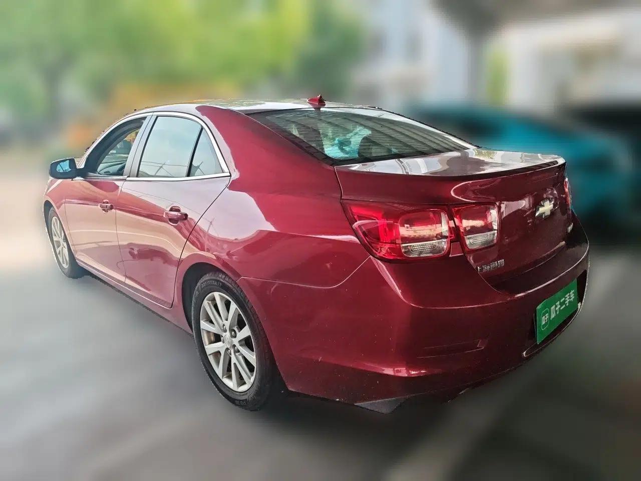 Chevrolet Malibu 2013 2.0L Automatic Luxury Edition — миниатюра 4