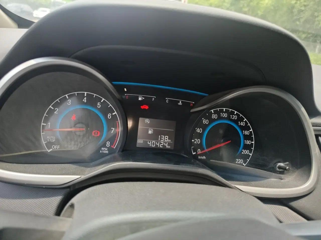 Chevrolet Cavalier 2018 320 Manual Xinyue Edition — миниатюра 11