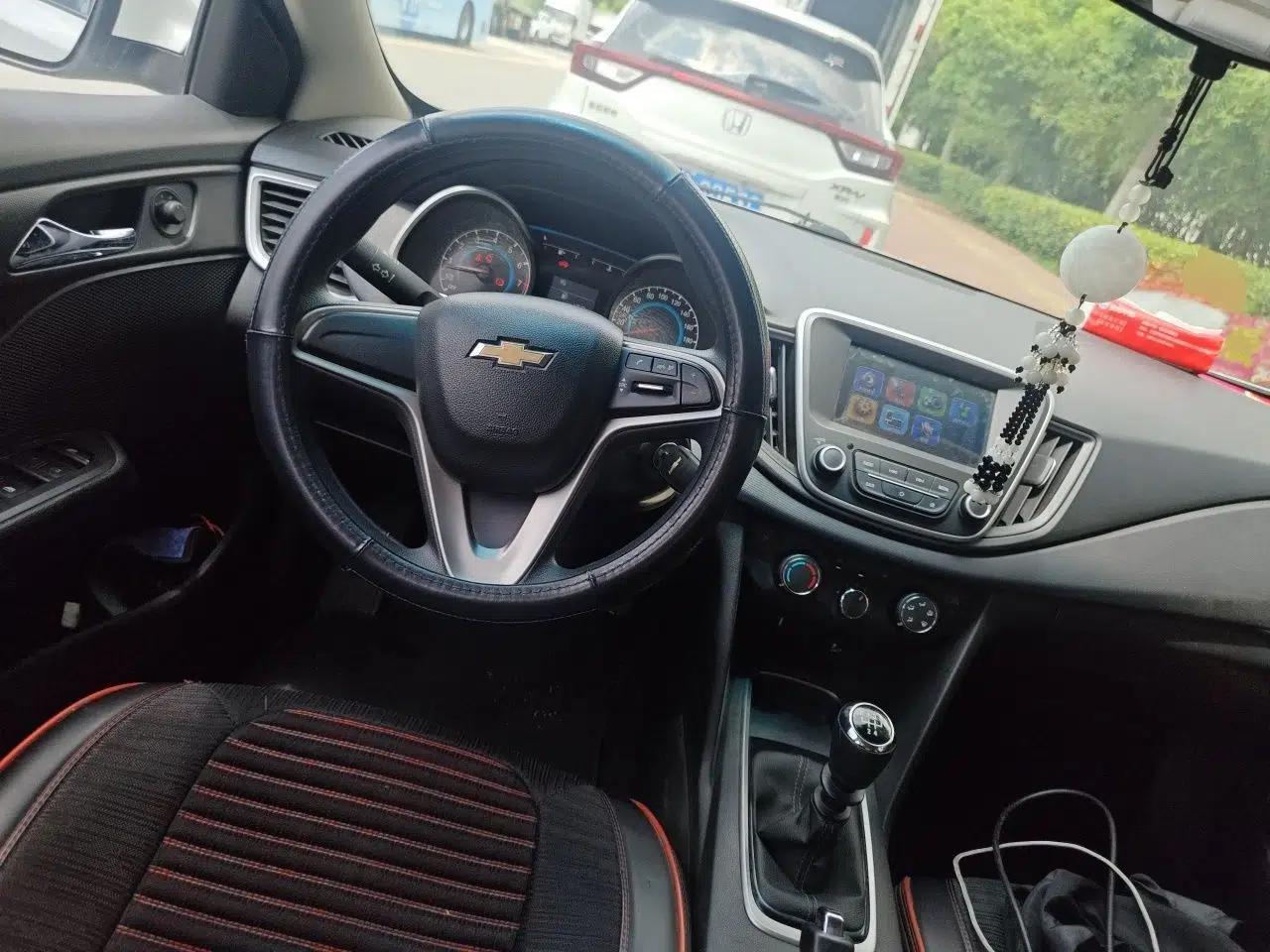 Chevrolet Cavalier 2018 320 Manual Xinyue Edition — миниатюра 9