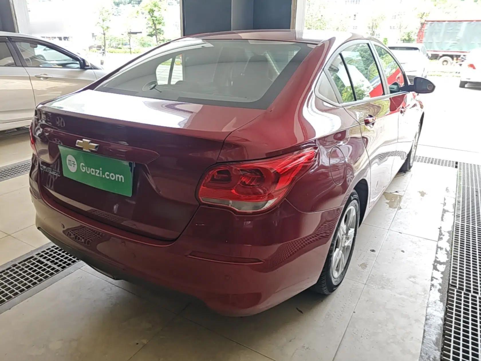 Chevrolet Cavalier 2019 320 Automatic Enjoyment with Sunroof — миниатюра 6