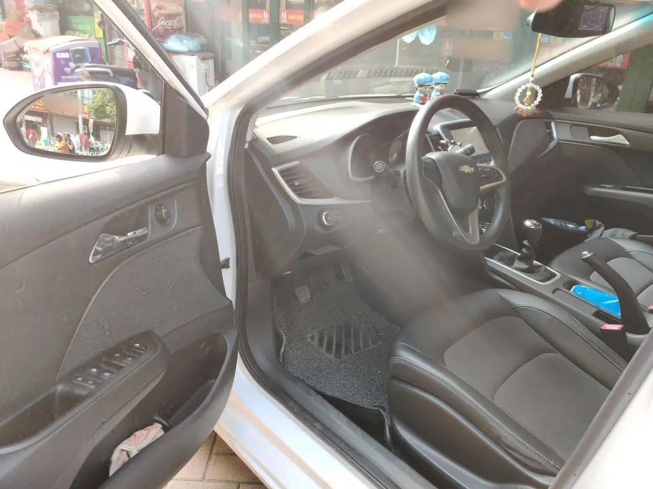 Chevrolet Cavalier 2016 1.5L Manual Xinyue Edition — миниатюра 16