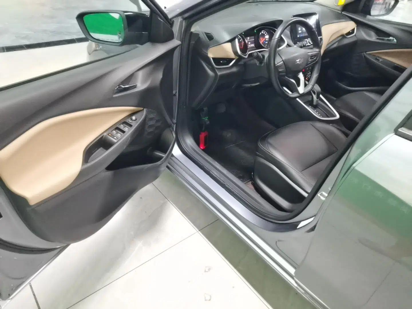 Chevrolet Cavalier 2020 Redline 325T Automatic Xinyao Edition — миниатюра 18