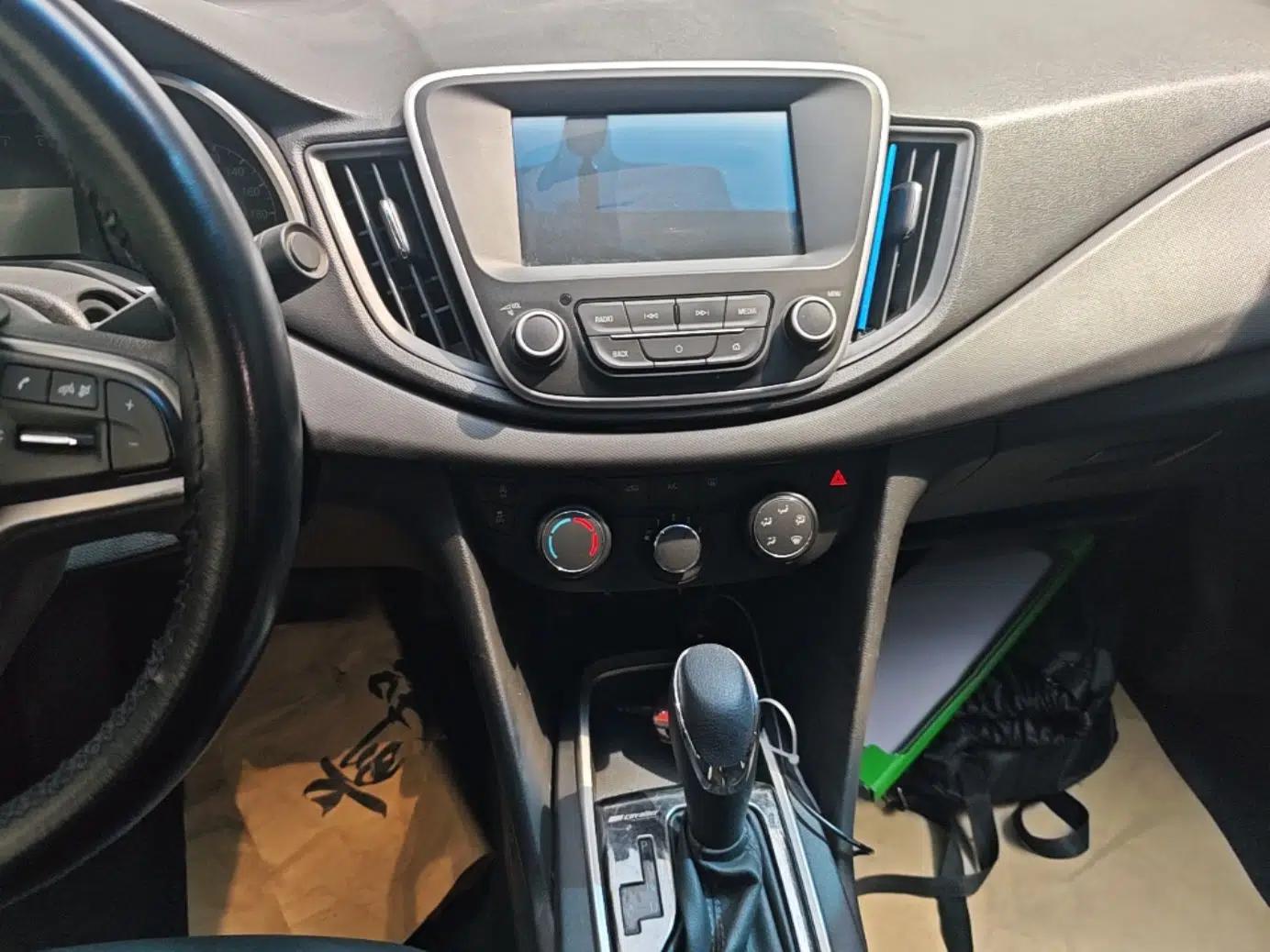 Chevrolet Cavalier 2019 320 Automatic Xinyue Edition — миниатюра 15