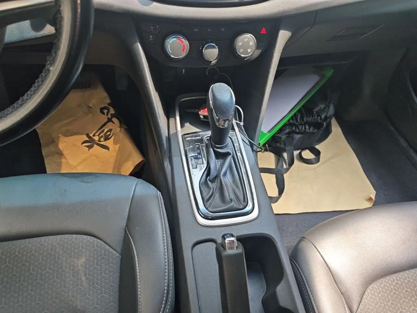 Chevrolet Cavalier 2019 320 Automatic Xinyue Edition — миниатюра 16