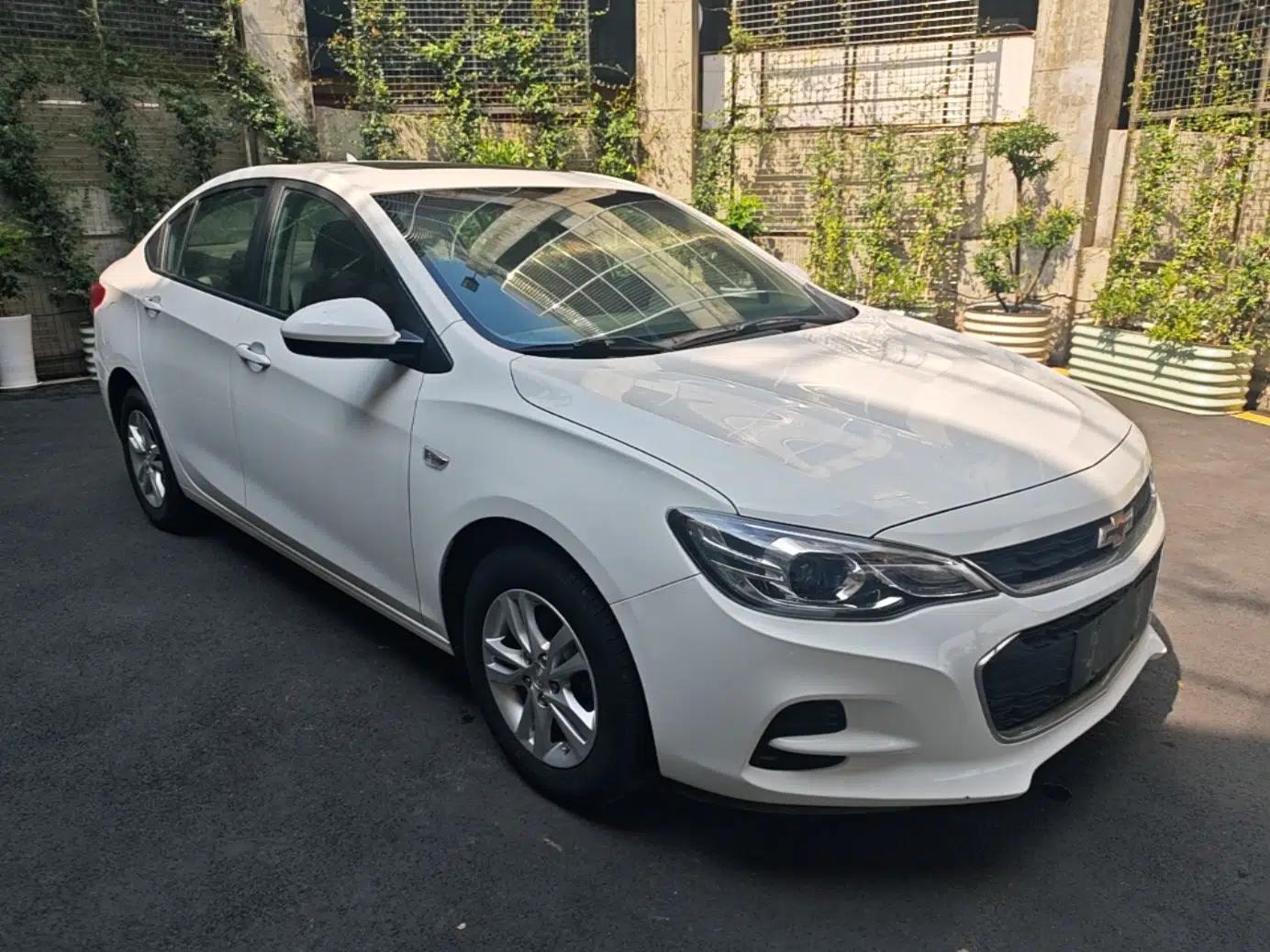Chevrolet Cavalier 2019 320 Automatic Xinyue Edition — миниатюра 3