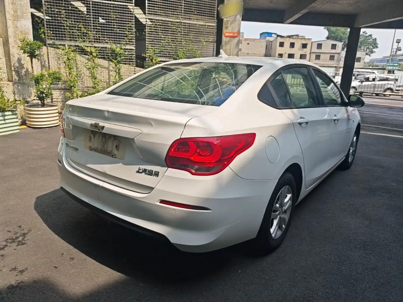 Chevrolet Cavalier 2019 320 Automatic Xinyue Edition — миниатюра 6
