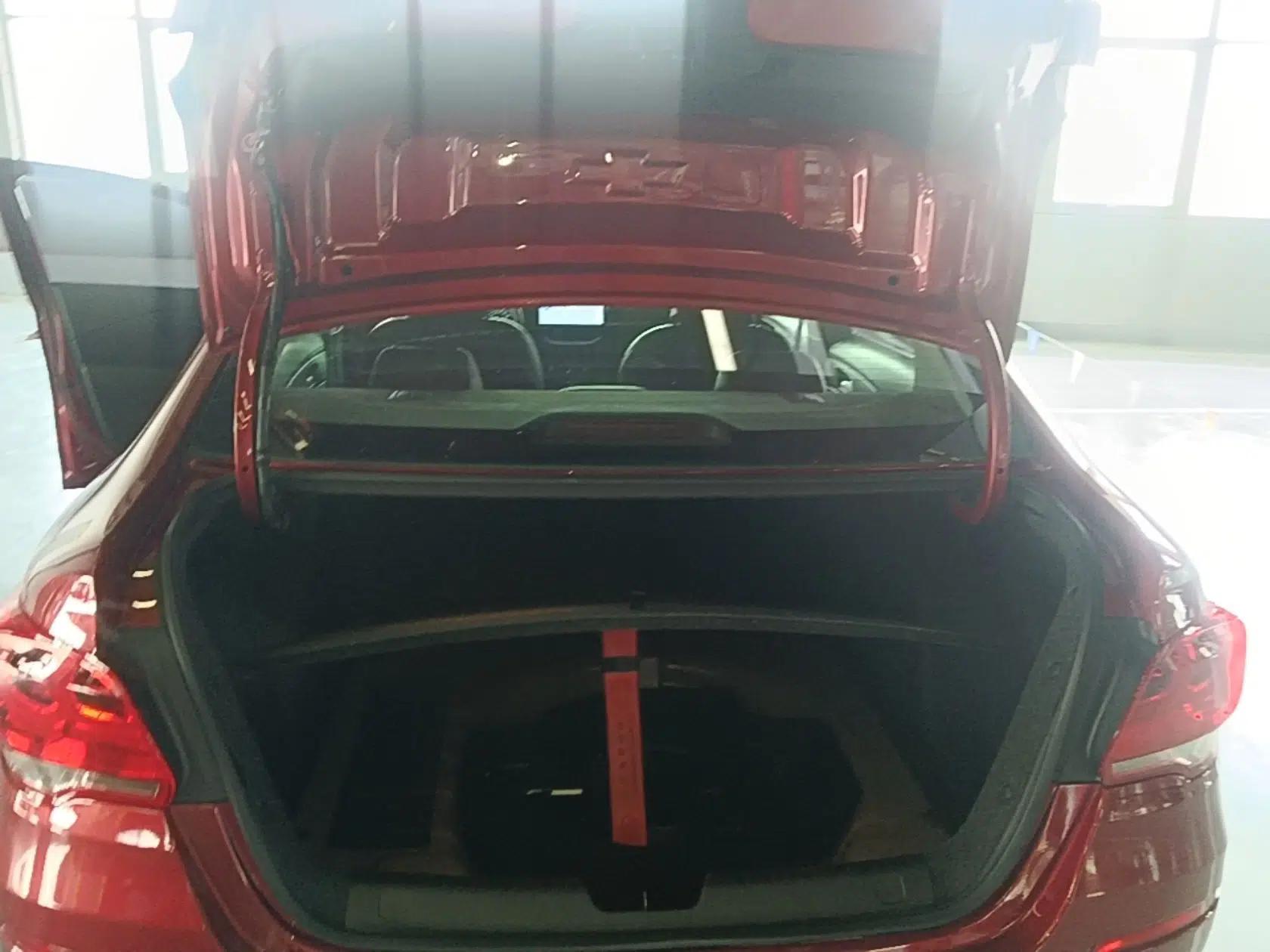Chevrolet Cavalier 2018 320 Automatic Enjoyment Sunroof Edition — миниатюра 22