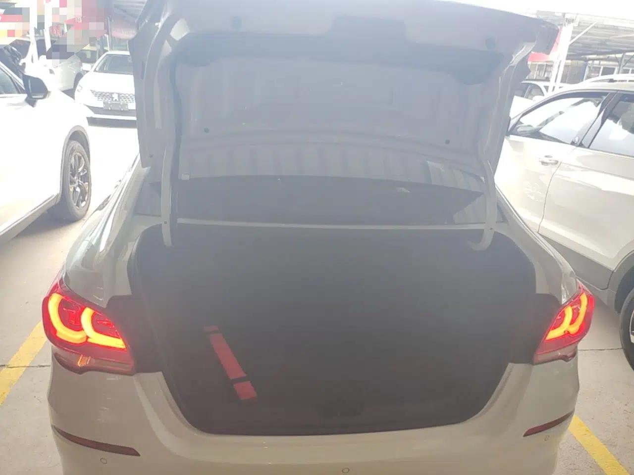 Chevrolet Cavalier 2019 320 Automatic Xinyue Edition — миниатюра 22