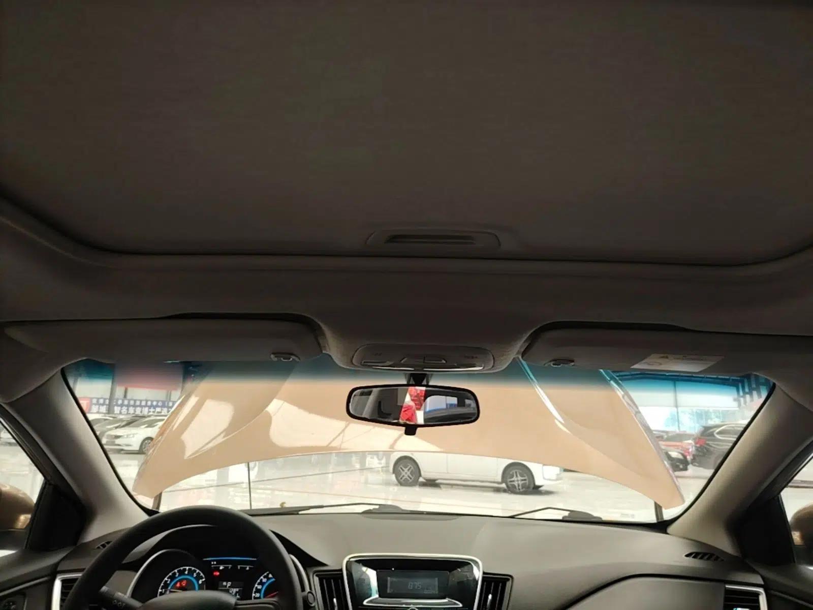 Chevrolet Cavalier 2019 320 Automatic Enjoyment with Sunroof — миниатюра 21