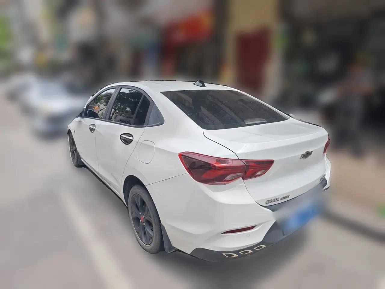 Chevrolet Cavalier 2020 325T Automatic Enjoyment Edition — миниатюра 4