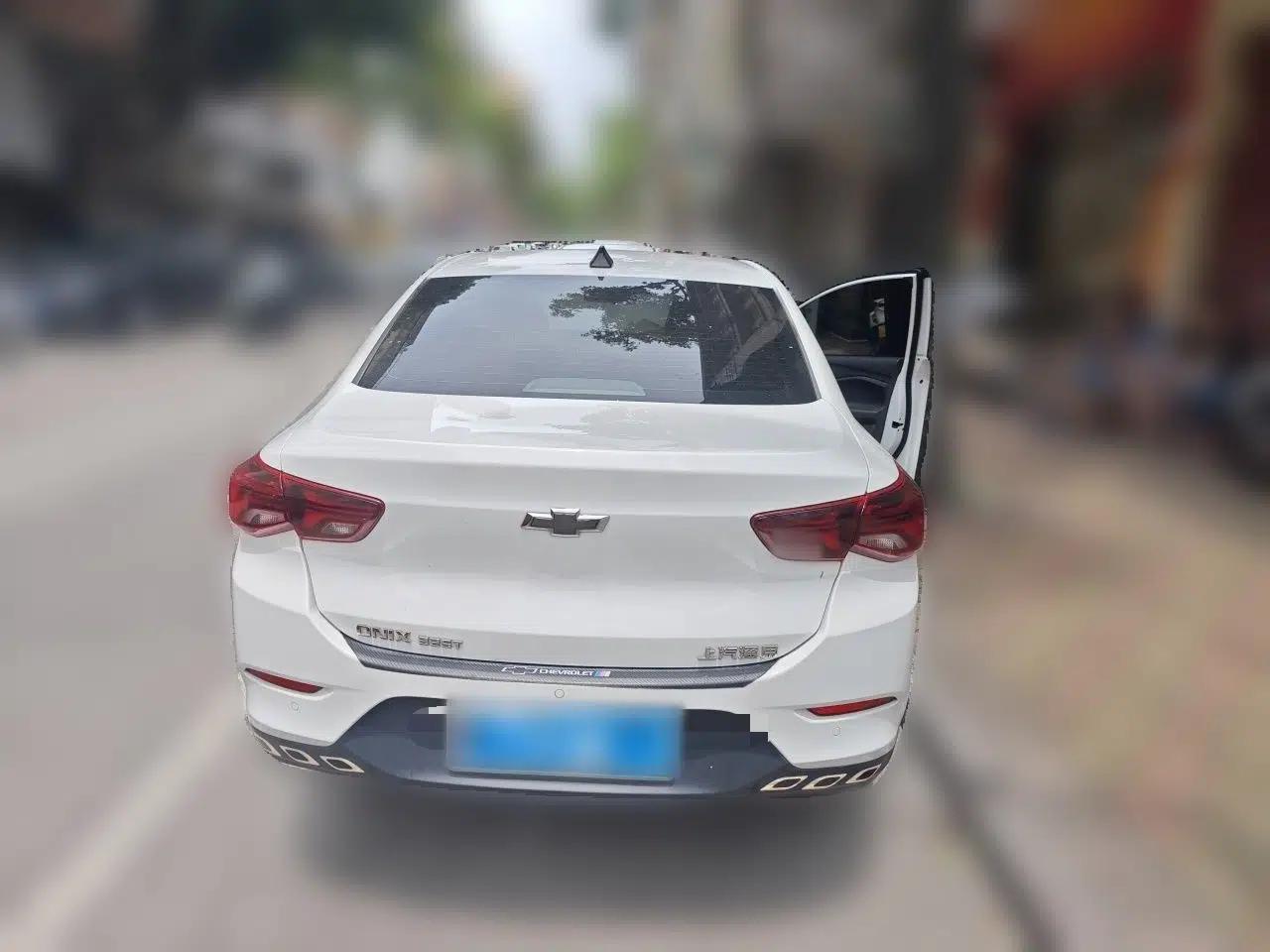Chevrolet Cavalier 2020 325T Automatic Enjoyment Edition — миниатюра 5