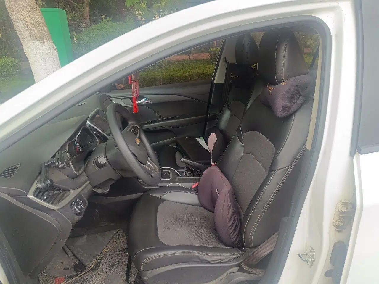 Chevrolet Cavalier 2016 1.5L Manual Xinyue Edition — миниатюра 15