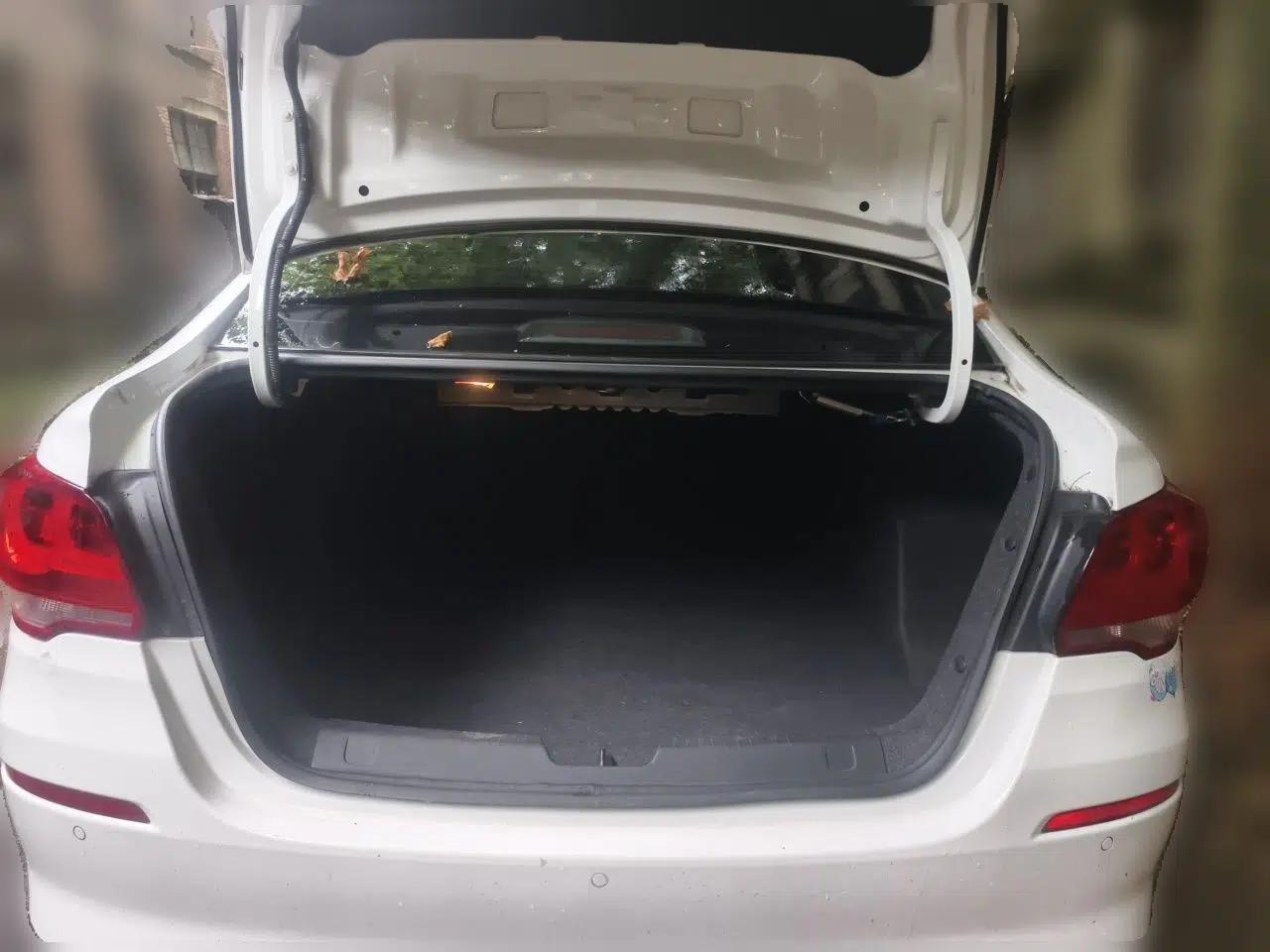 Chevrolet Cavalier 2018 320 Automatic Xinyue Edition — миниатюра 19