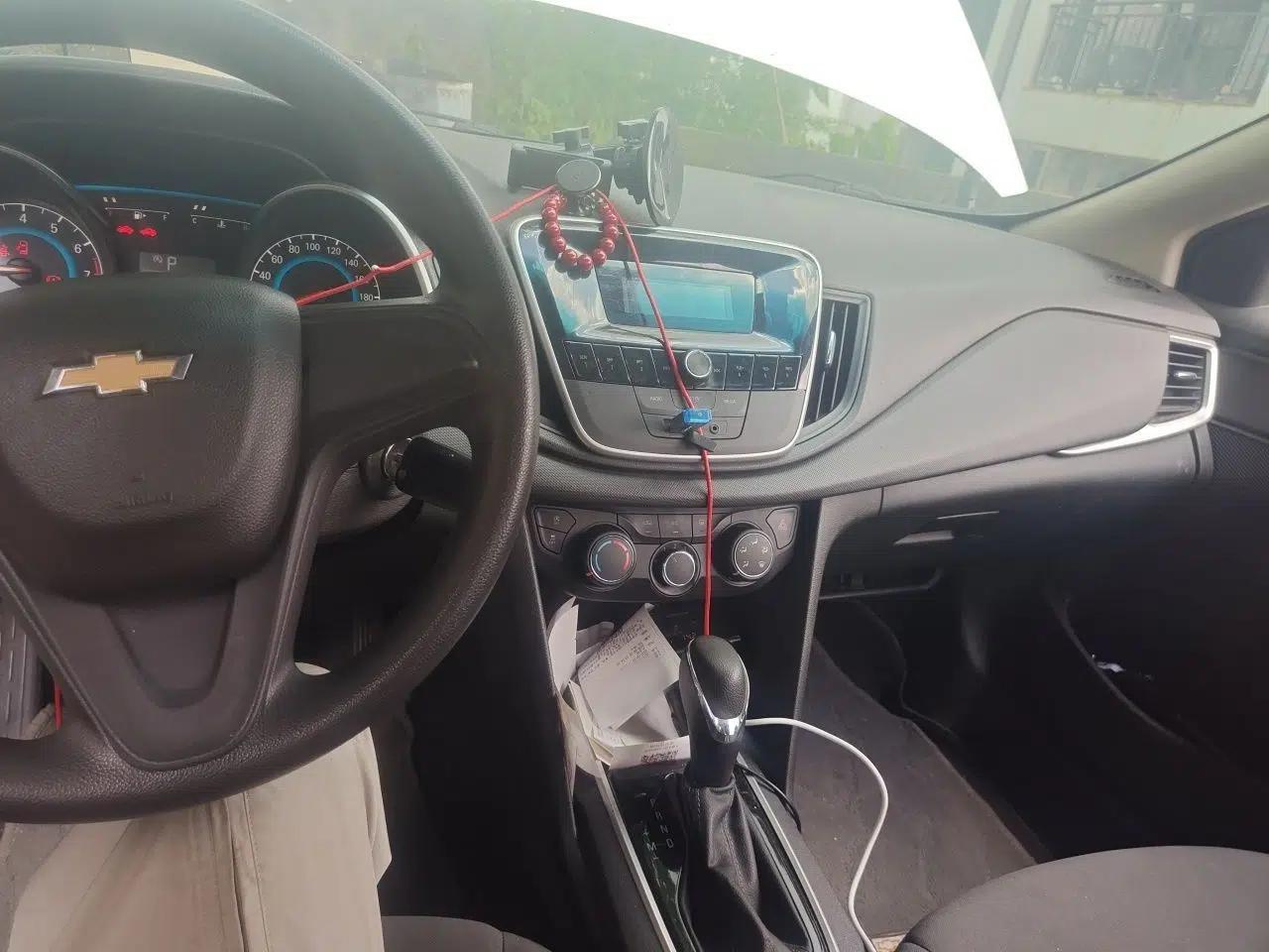Chevrolet Cavalier 2019 320 Automatic Enjoyment with Sunroof — миниатюра 9