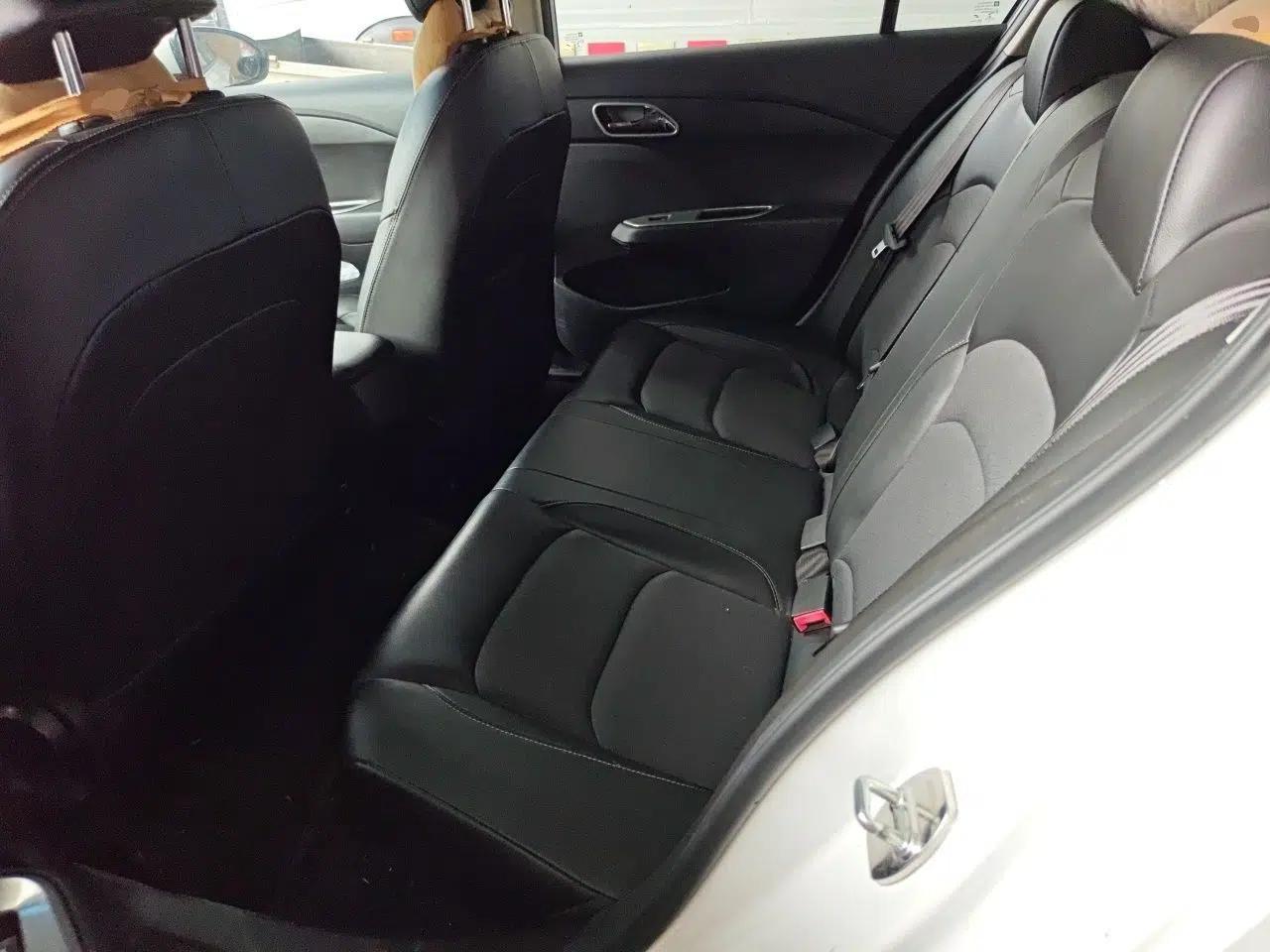 Chevrolet Cavalier 2019 320 Automatic Xinyue Edition — миниатюра 21