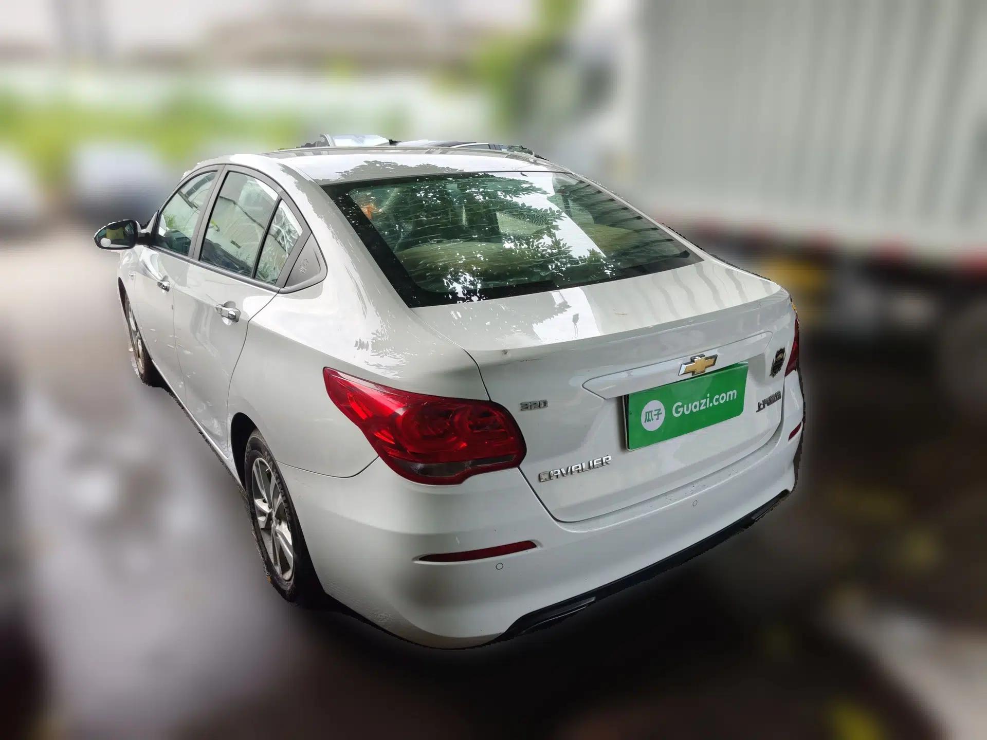 Chevrolet Cavalier 2019 320 Automatic Xinyue Edition — миниатюра 10