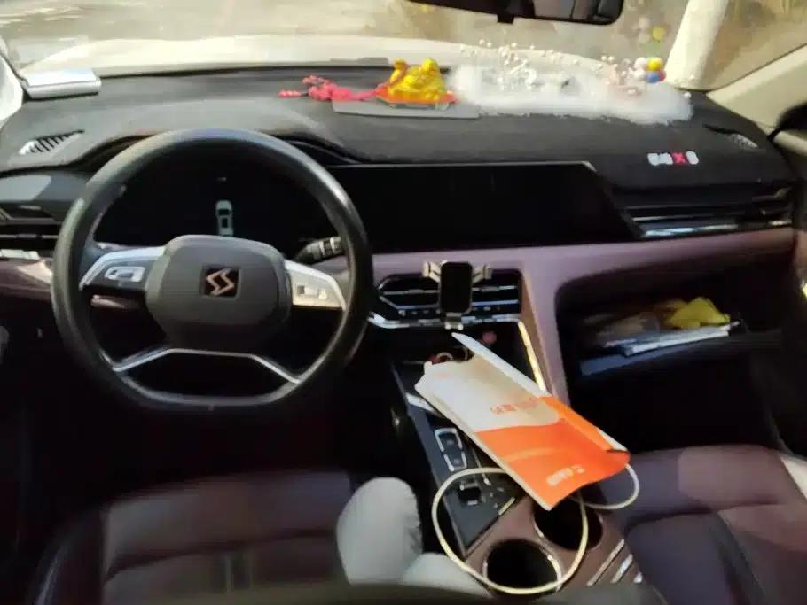Sihao X8 PLUS 2023 1.5TGDI DCT Smart Edition 7-seater — миниатюра 12