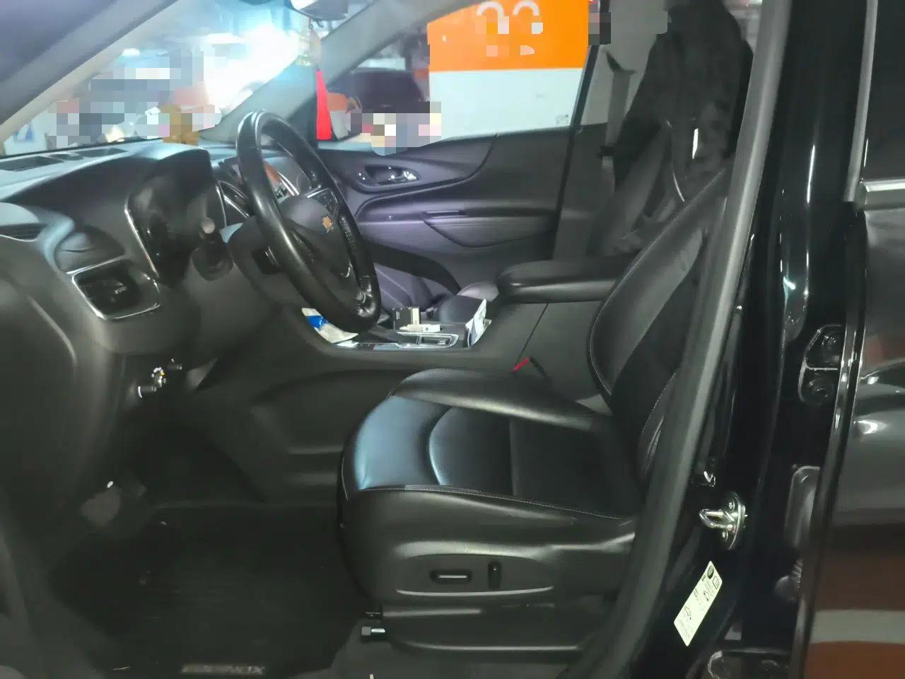 Chevrolet Equinox 2018 RS 550T Automatic All-Wheel-Drive Boundary Edition — миниатюра 15