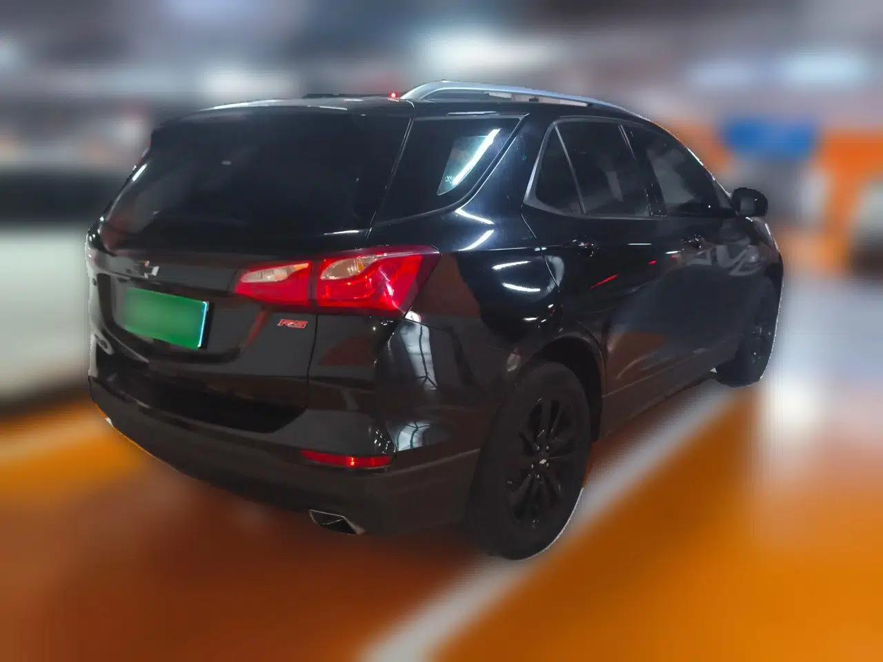 Chevrolet Equinox 2018 RS 550T Automatic All-Wheel-Drive Boundary Edition — миниатюра 6