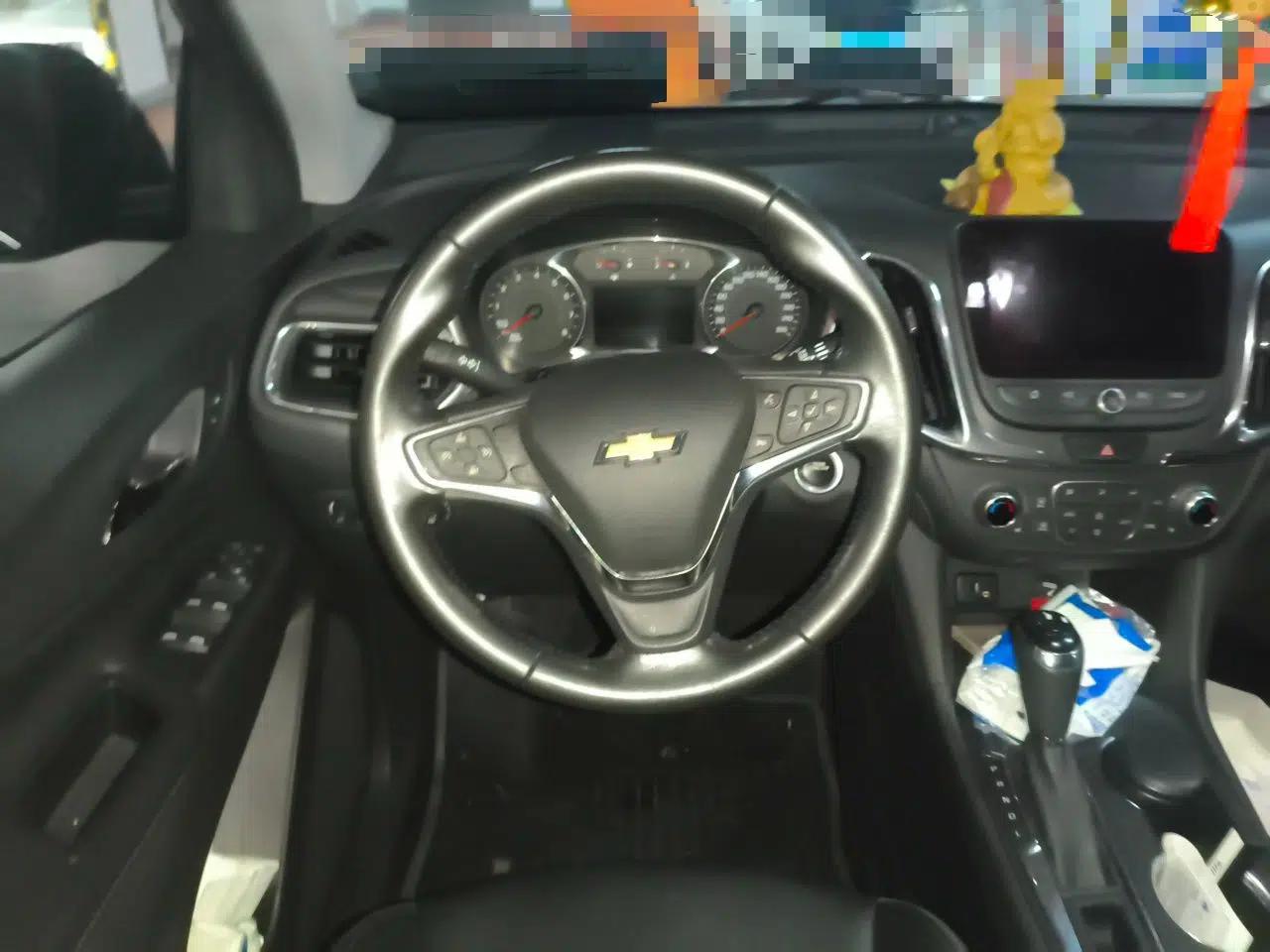 Chevrolet Equinox 2018 RS 550T Automatic All-Wheel-Drive Boundary Edition — миниатюра 10